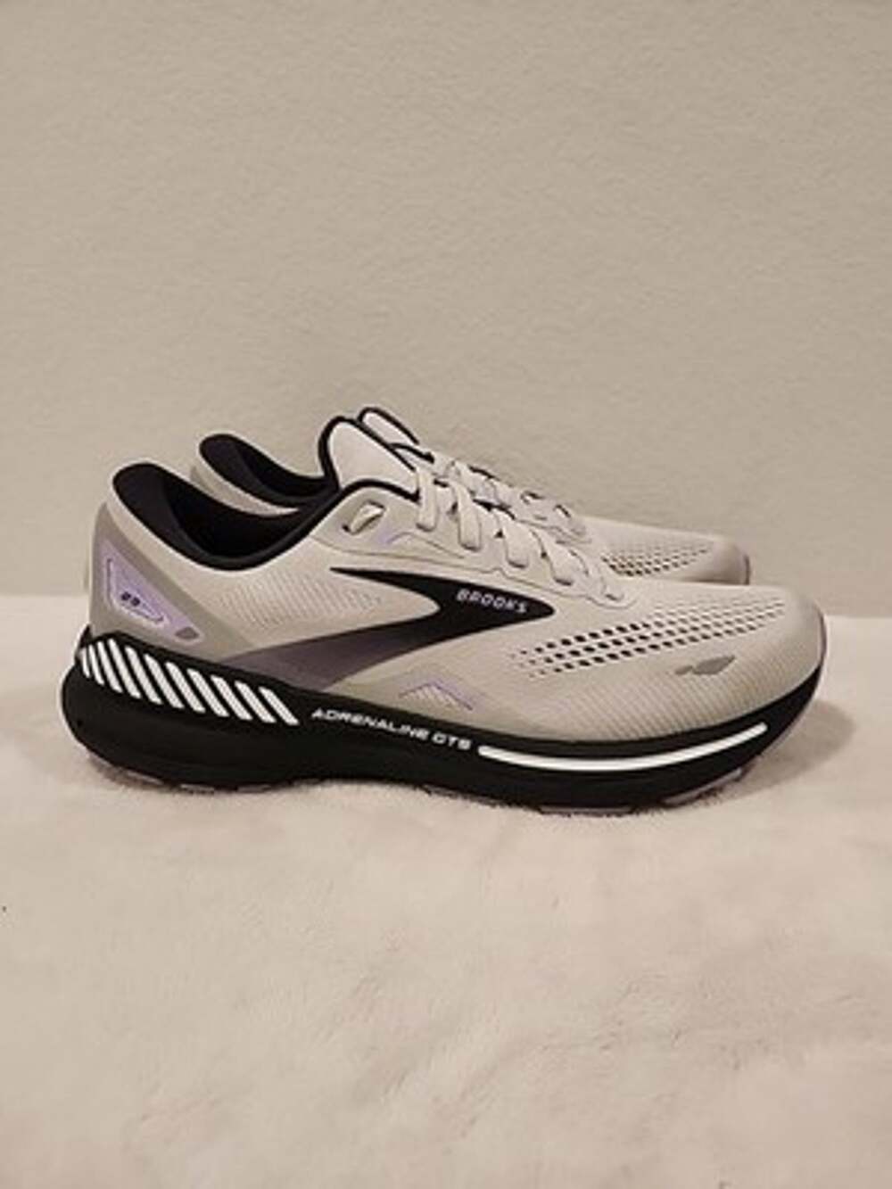 Brooks Women's 11B Adrenaline GTS 23 Running Shoes Light Gray Purple